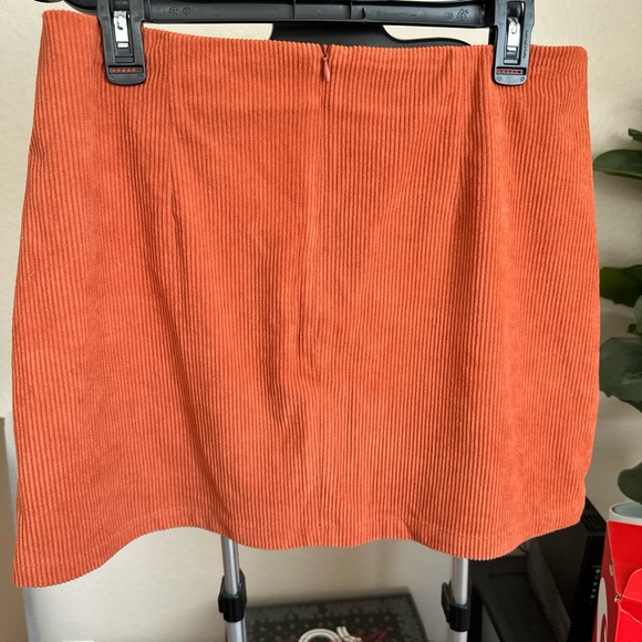 Halara Orange corduroy skort - Picture 4 of 4